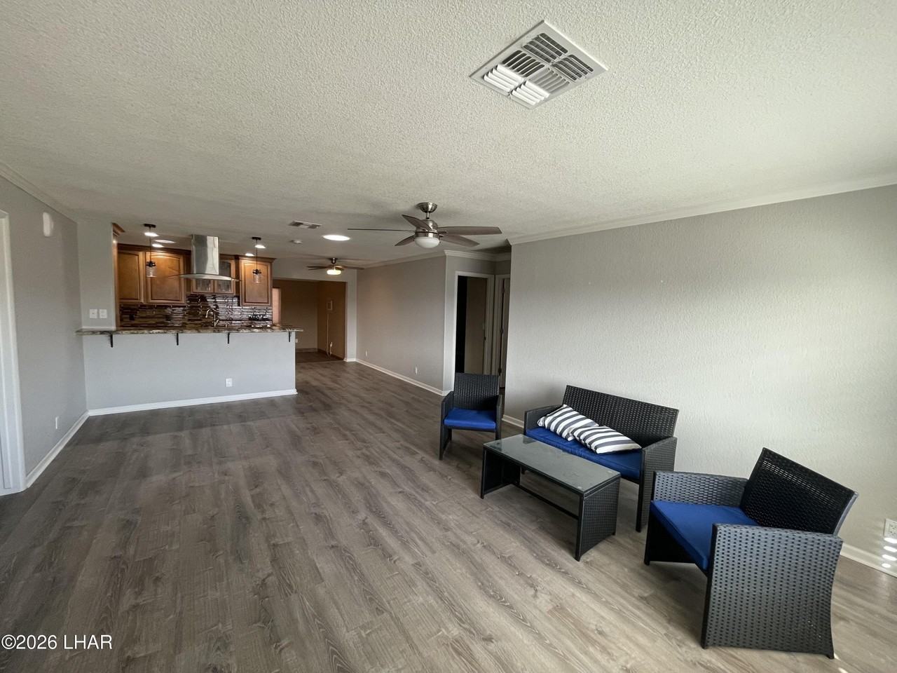 385 Meteor Ln - Photo 5 of 14