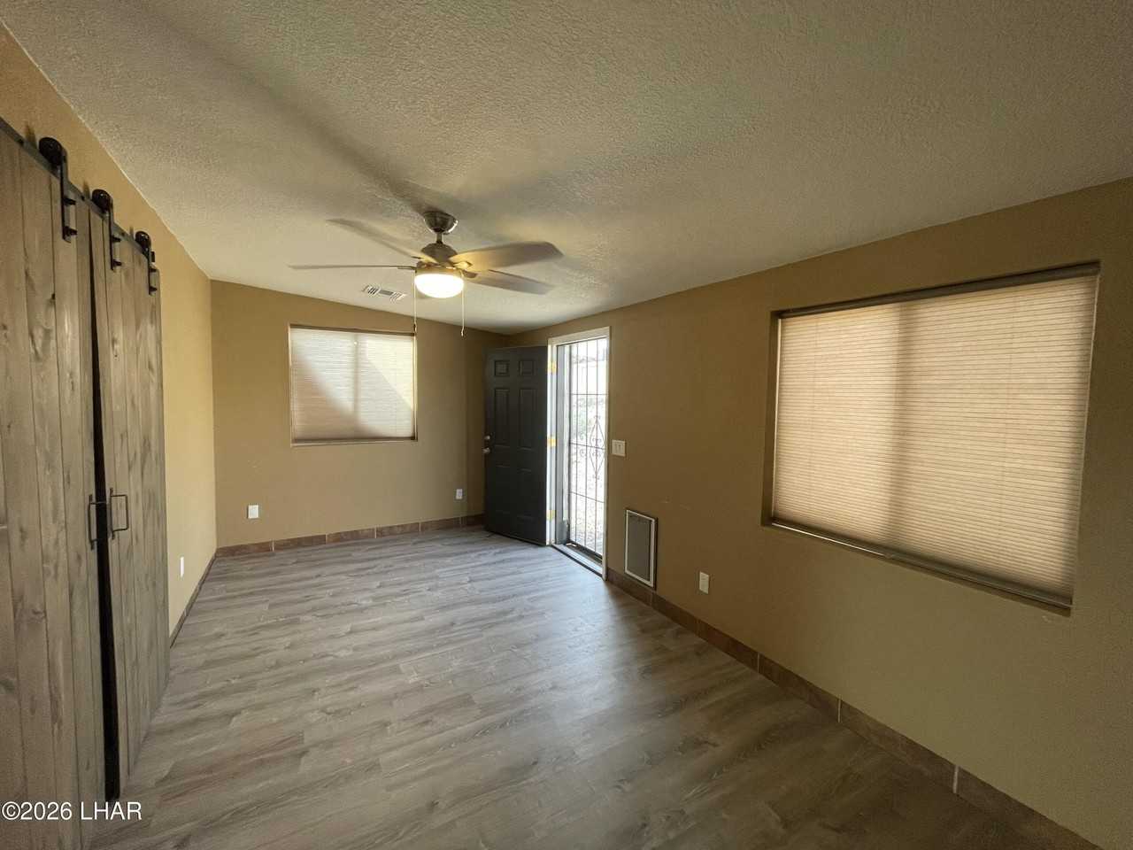 385 Meteor Ln - Photo 7 of 14