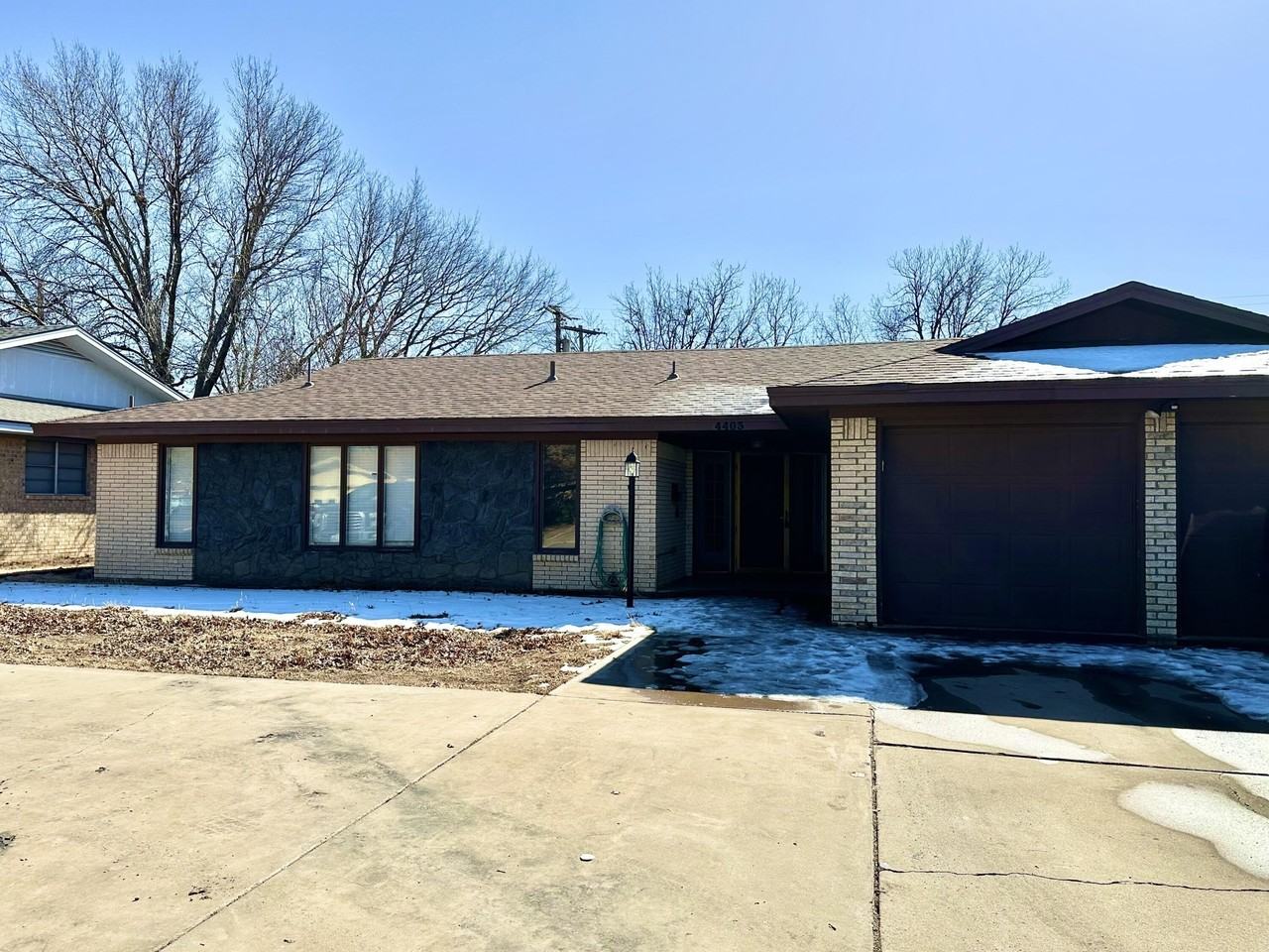 4403 56th St - Photo 2 of 37