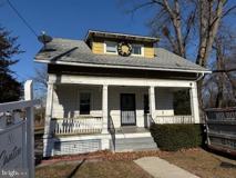 420 Park Blvd - Photo 1 of 1