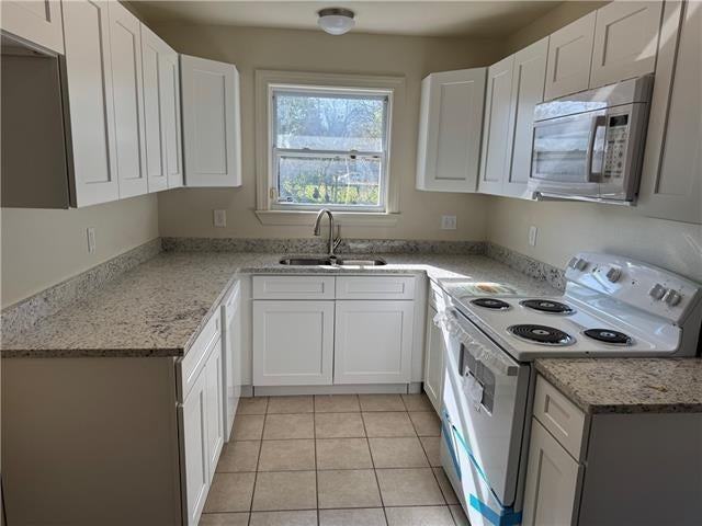 11214 Prentiss Ave - Photo 5 of 13