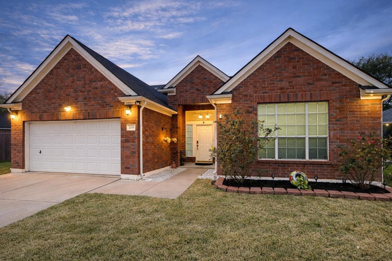 3111 Birchleaf Dr - Photo 3 of 30