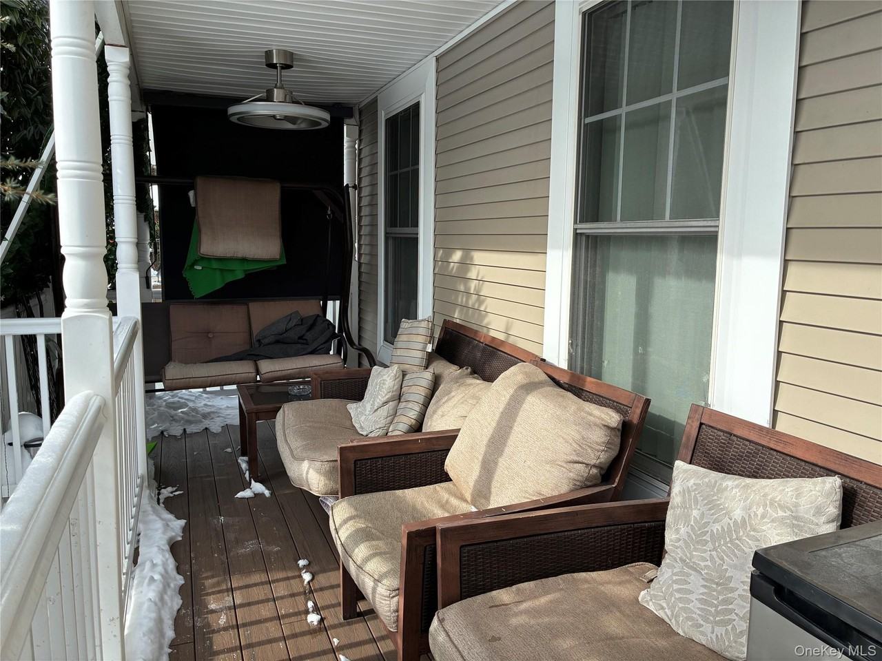 24 Alice Ct - Photo 2 of 30