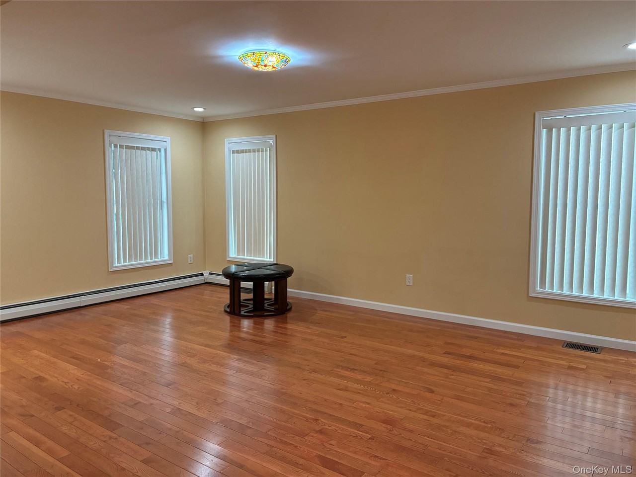 24 Alice Ct - Photo 5 of 30