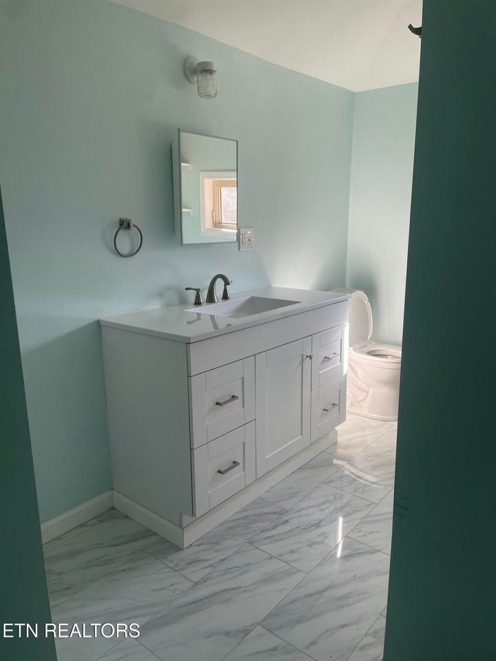 129 Old Patton Ln - Photo 7 of 10