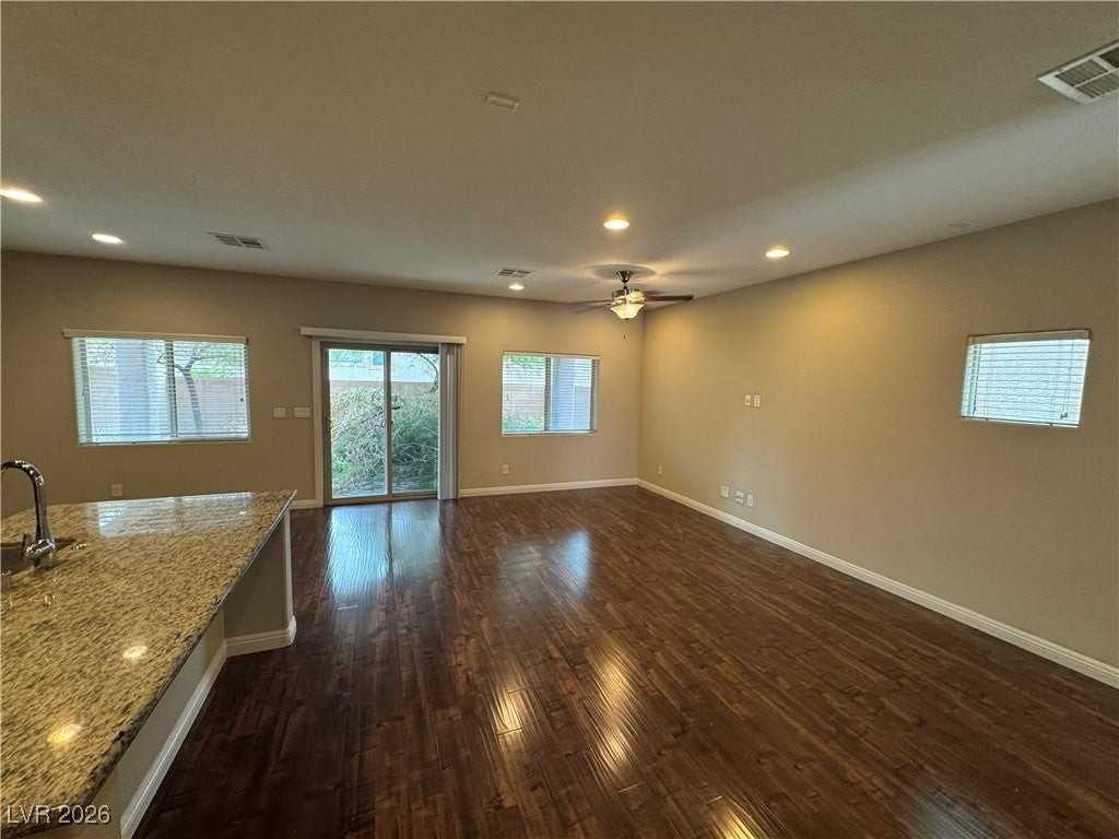 2860 Glass Vine Ct - Photo 2 of 34