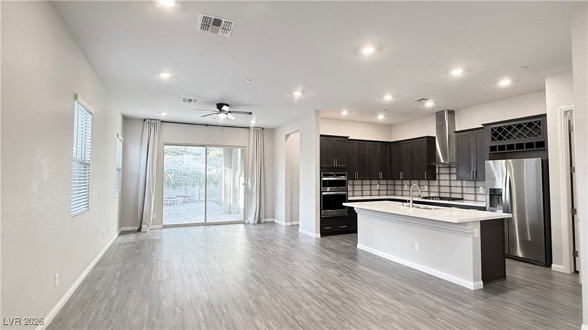 373 Cooper Hawk Ct - Photo 5 of 30