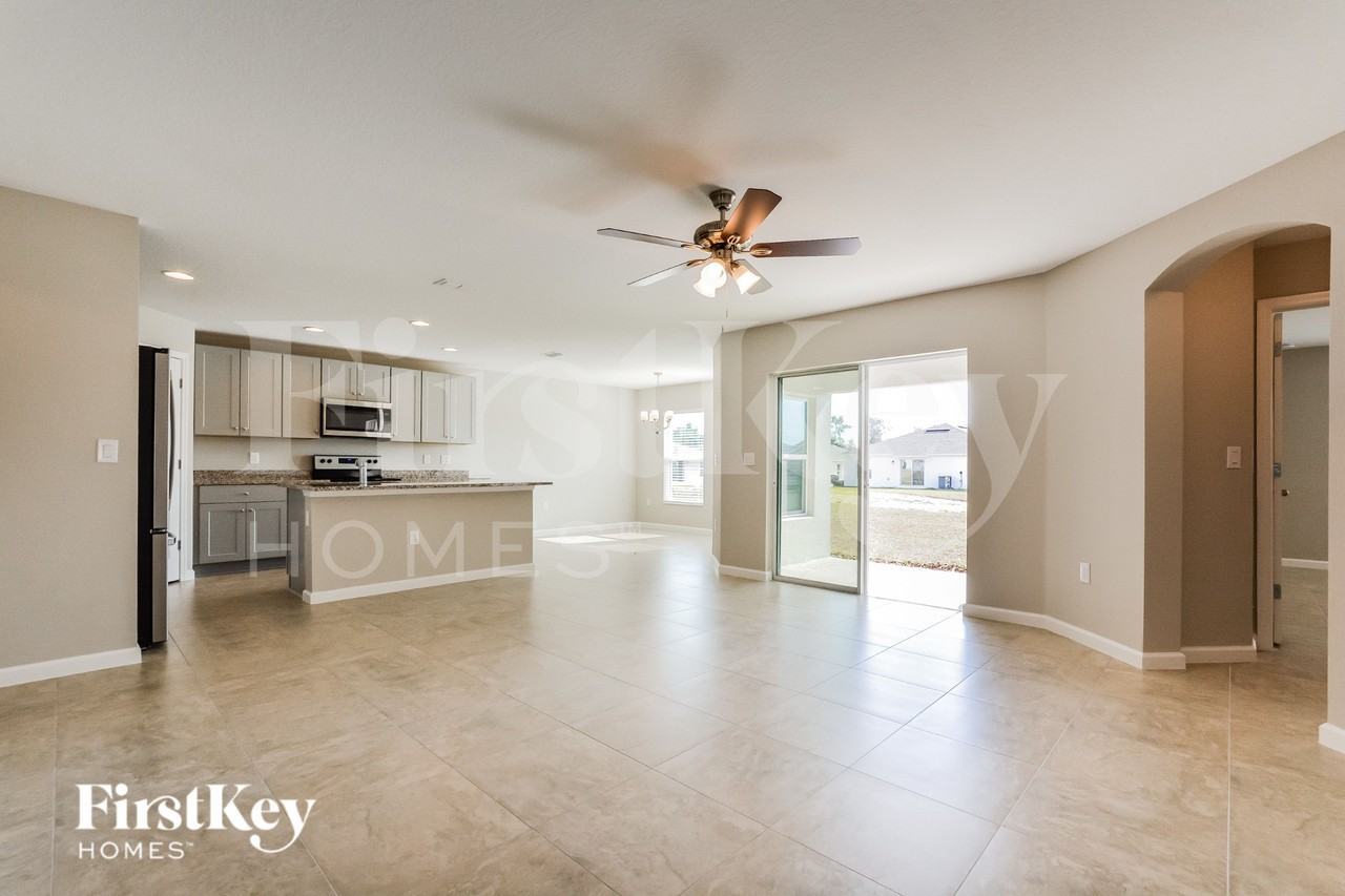 614 Lindbergh Way - Photo 2 of 15