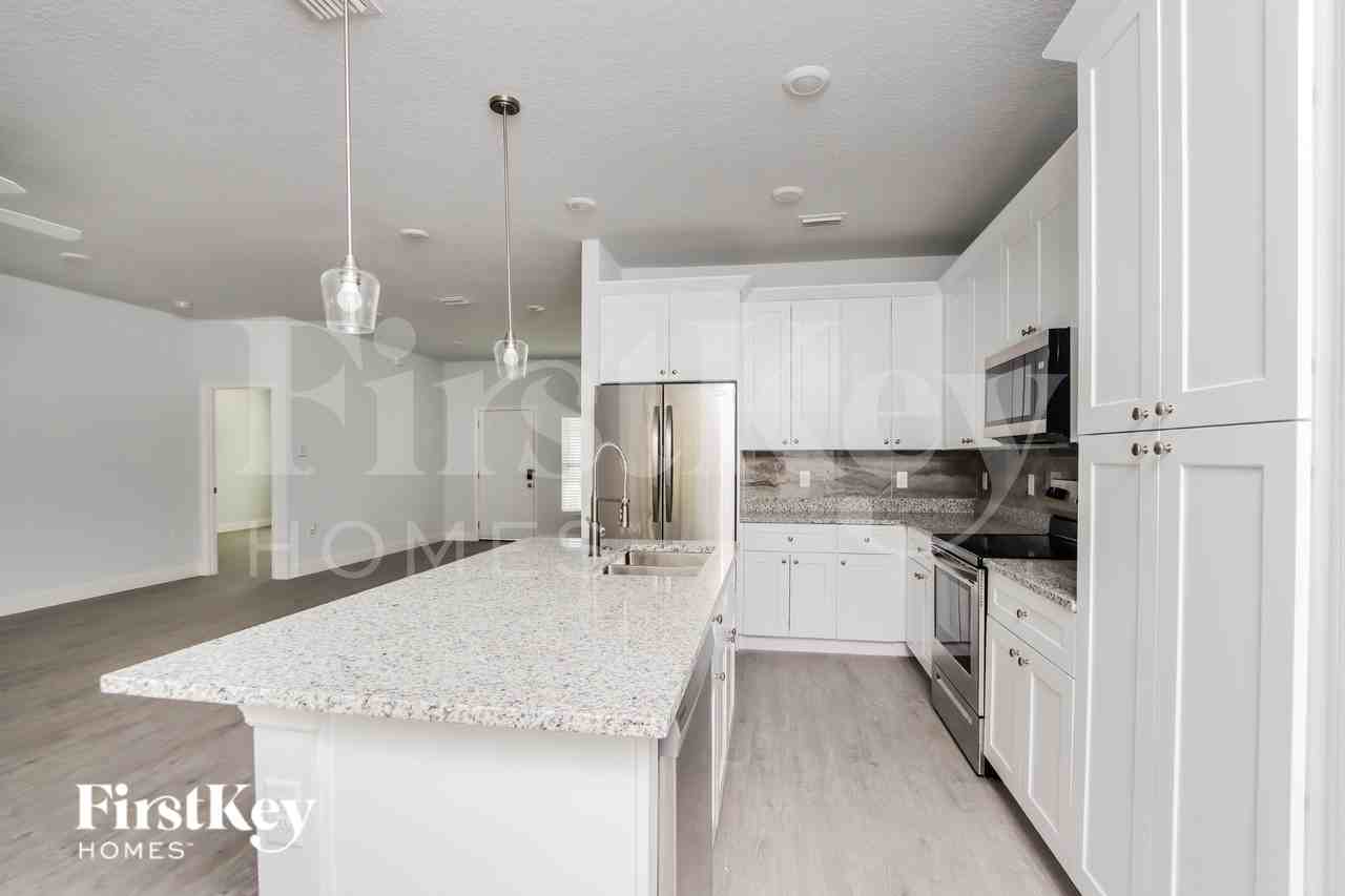 543 Waterside Rd Se - Photo 6 of 15