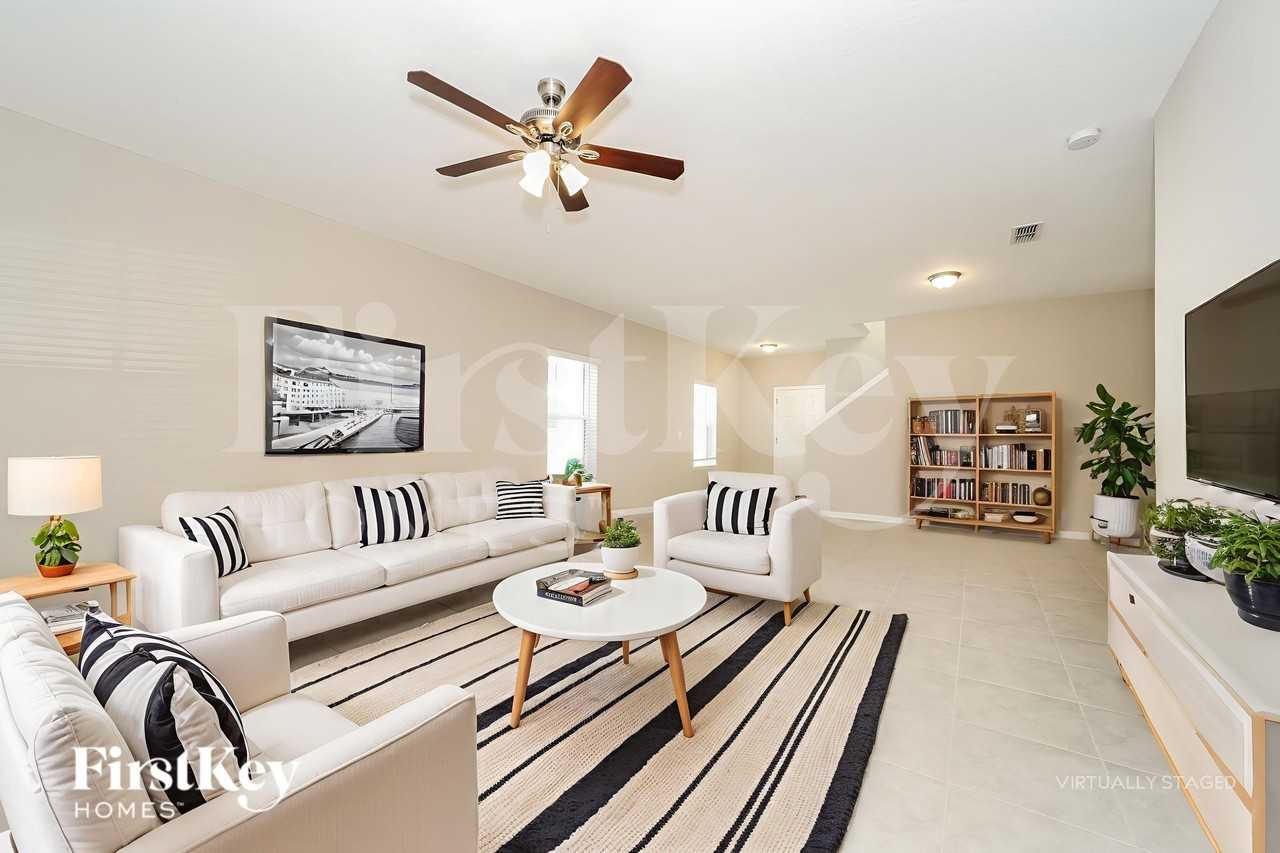 75408 Fox Cross Ave - Photo 3 of 18