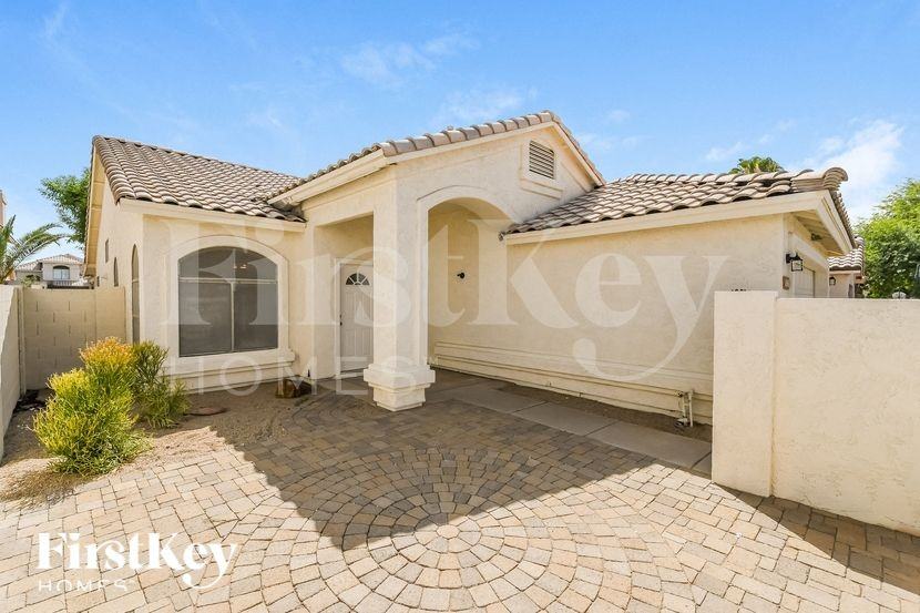 13681 N 82nd Ave - Photo 2 of 15