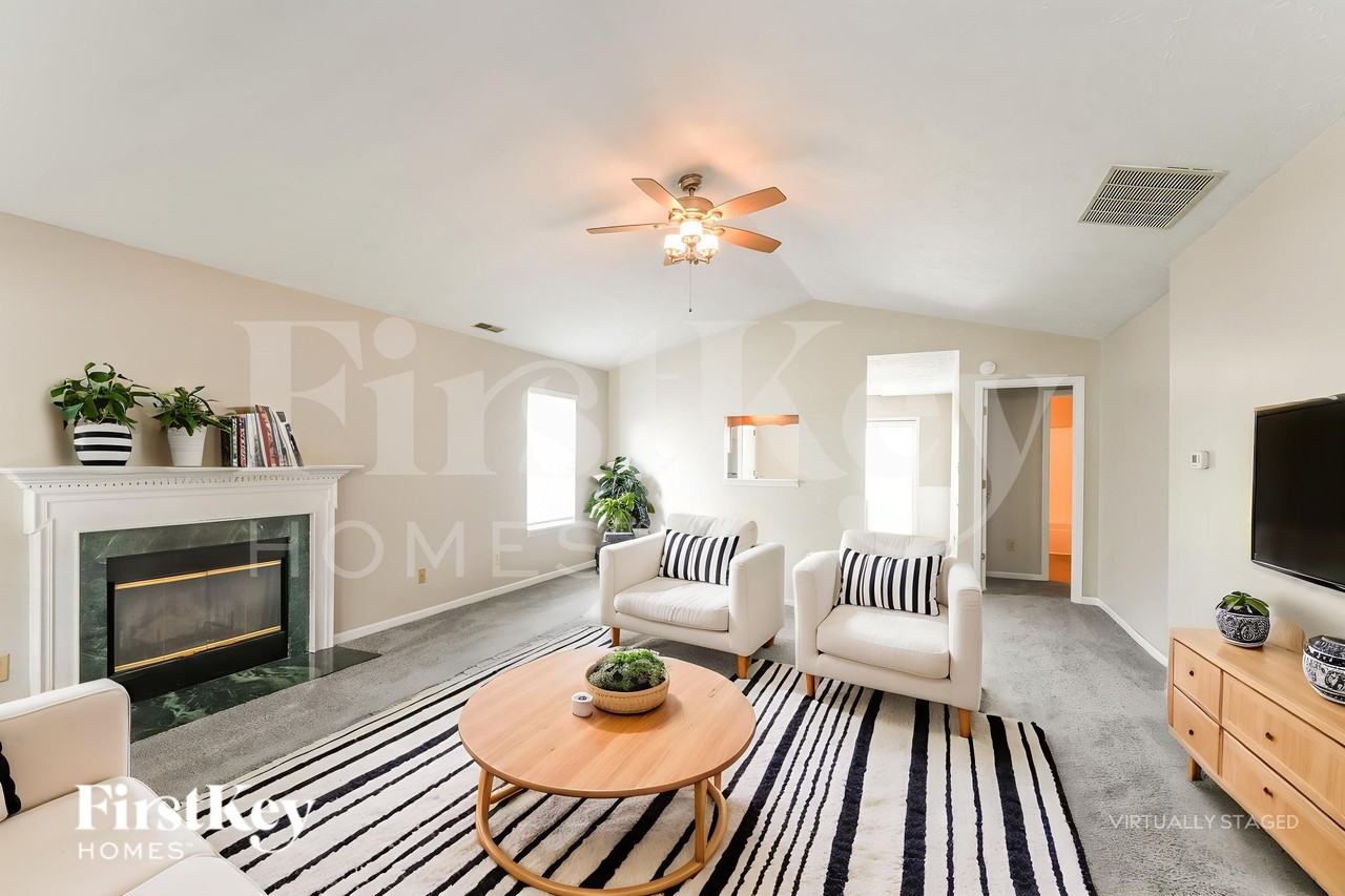 5815 Victory Ave - Photo 4 of 16