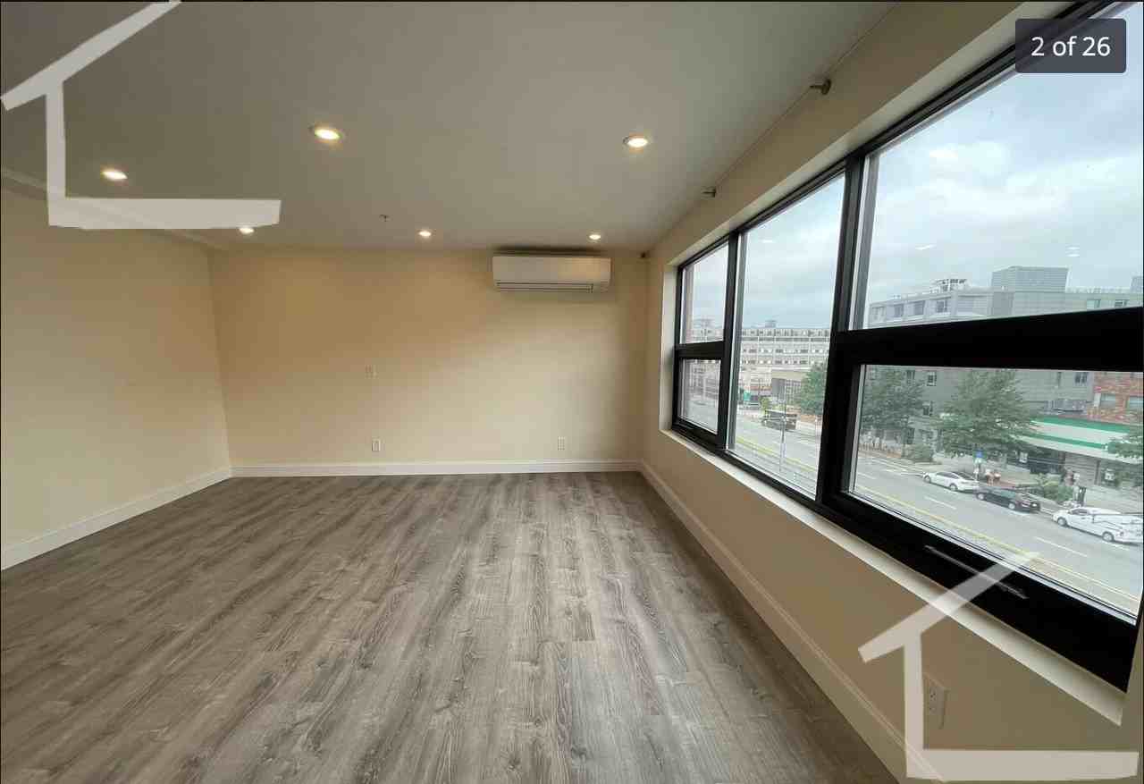 Commonwealth Ave #303 - Photo 2 of 21