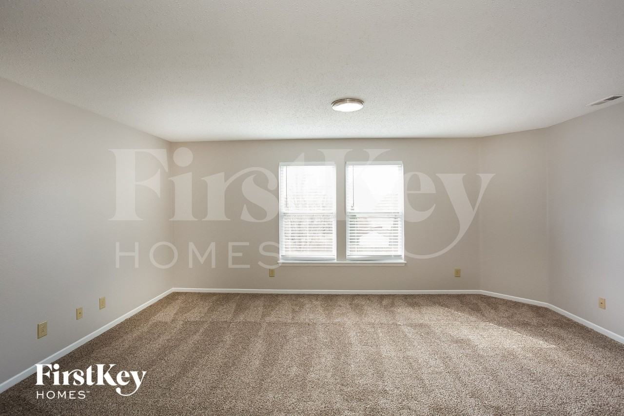 721 Wheat Field Ln - Photo 7 of 15