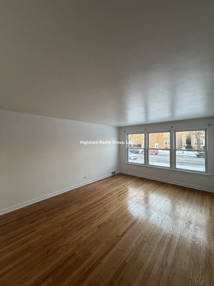 8836 Bronx Ave #1N - Photo 2 of 10