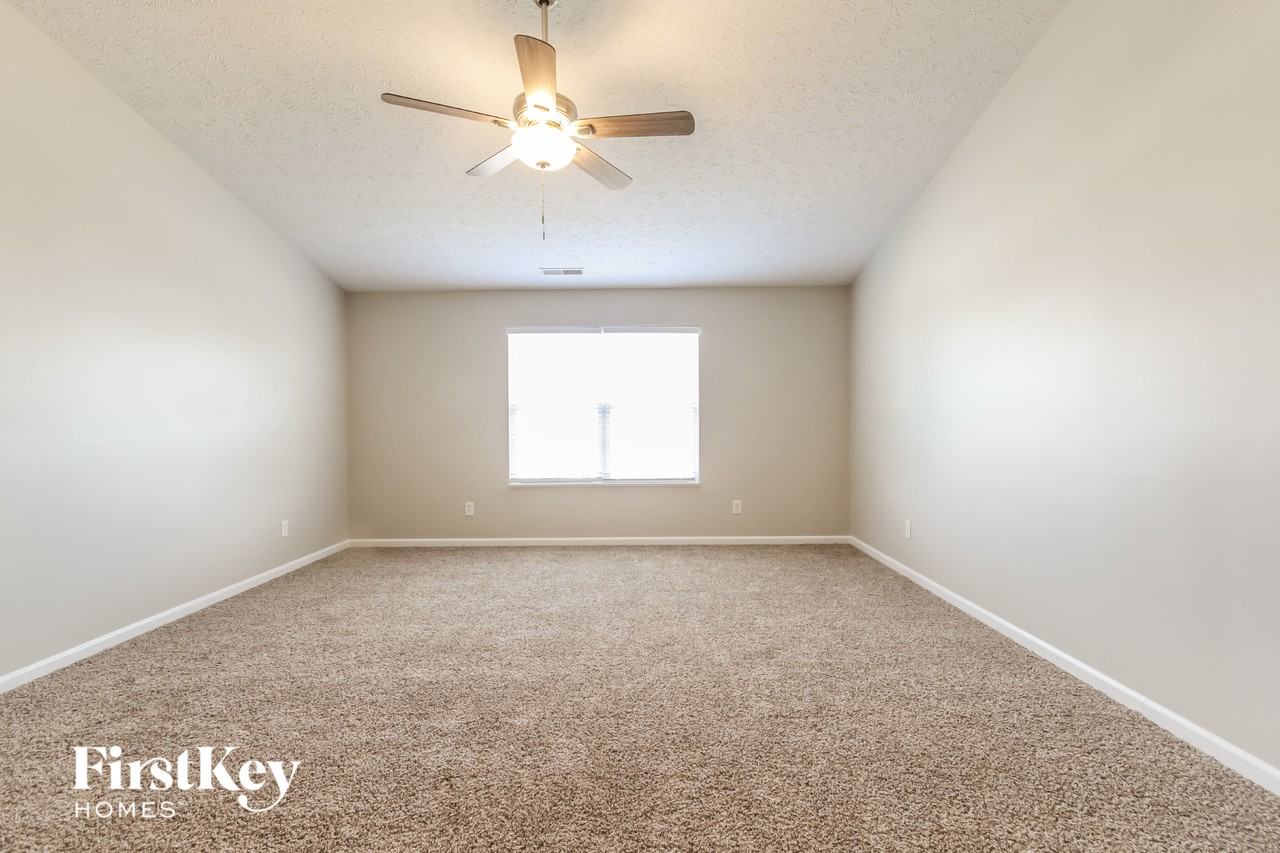 7250 Pipestone Dr - Photo 7 of 15