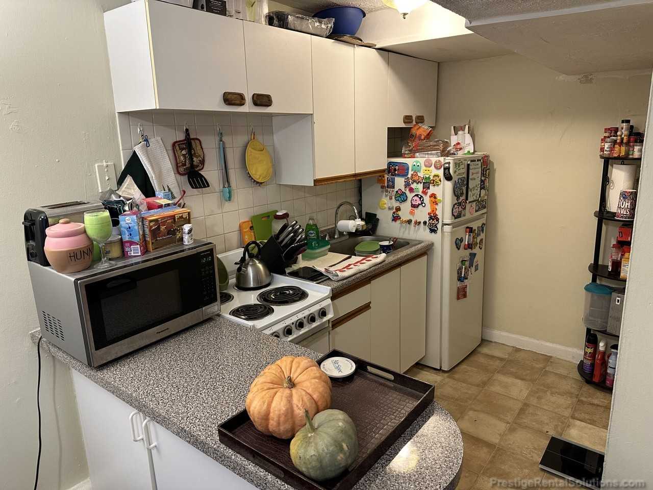 1120 Commonwealth Ave #C - Photo 4 of 16