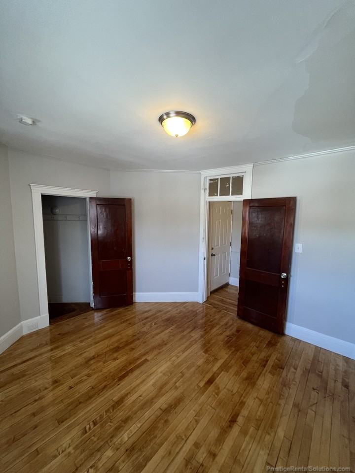 Cypress St #6 - Photo 2 of 36