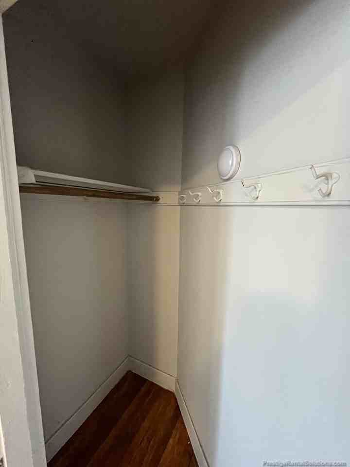 Cypress St #6 - Photo 3 of 36