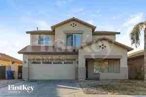 featured image of 718 S 124th Ave