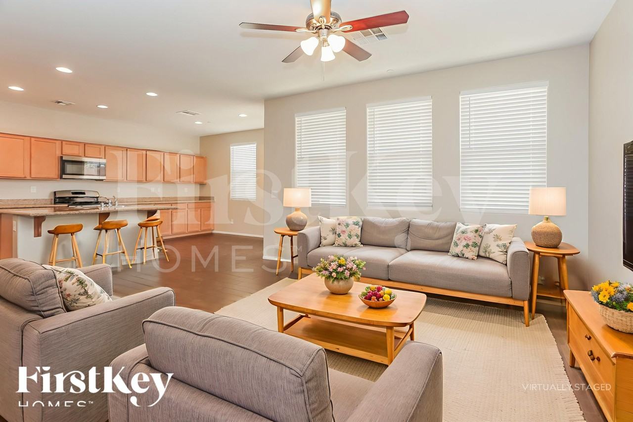 7506 Edgartown Harbor St - Photo 3 of 18