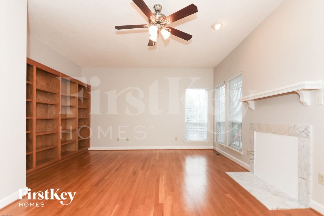 2656 Brightmoor Ridge Dr - Photo 3 of 15