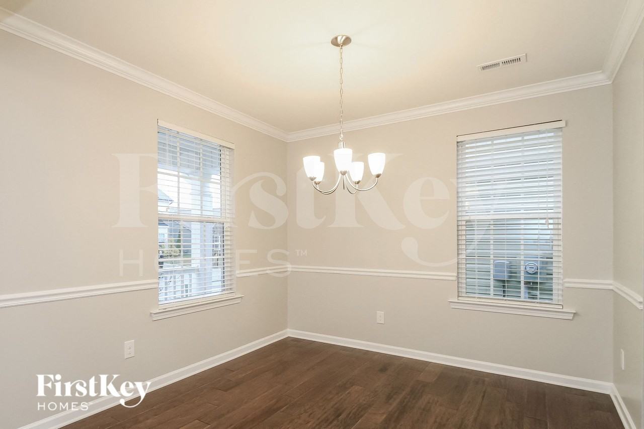 5471 Misty Hill Cir - Photo 5 of 15