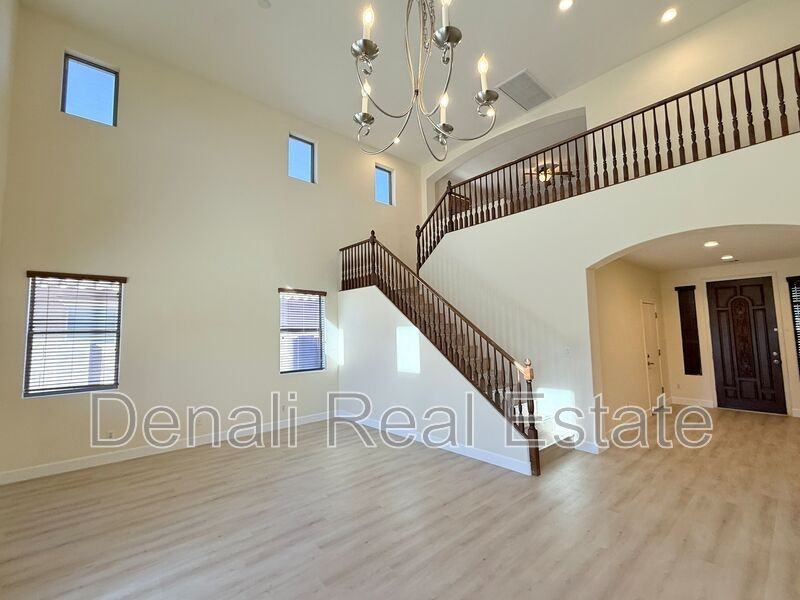 3663 E Sparrow Pl - Photo 4 of 39