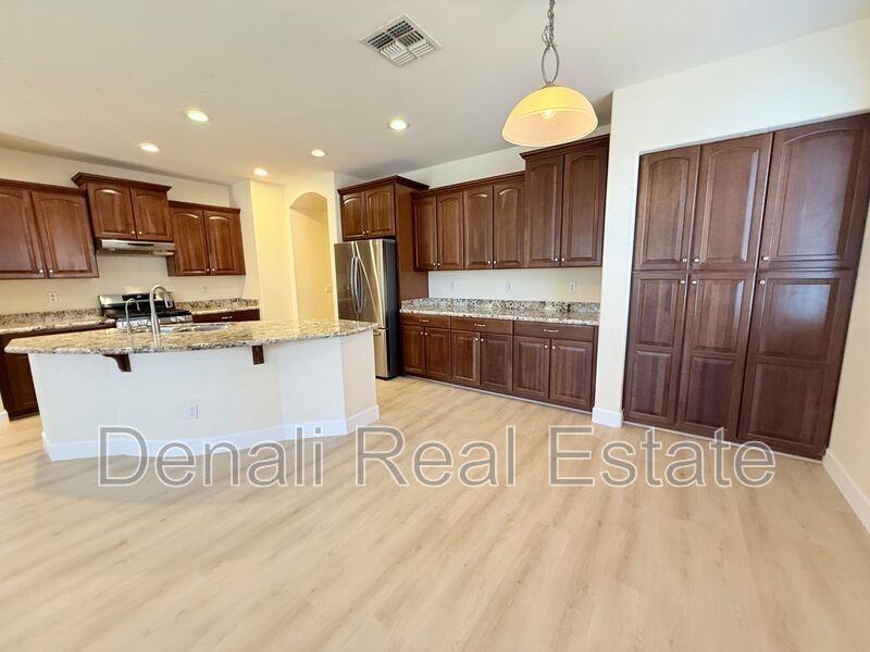 3663 E Sparrow Pl - Photo 7 of 39