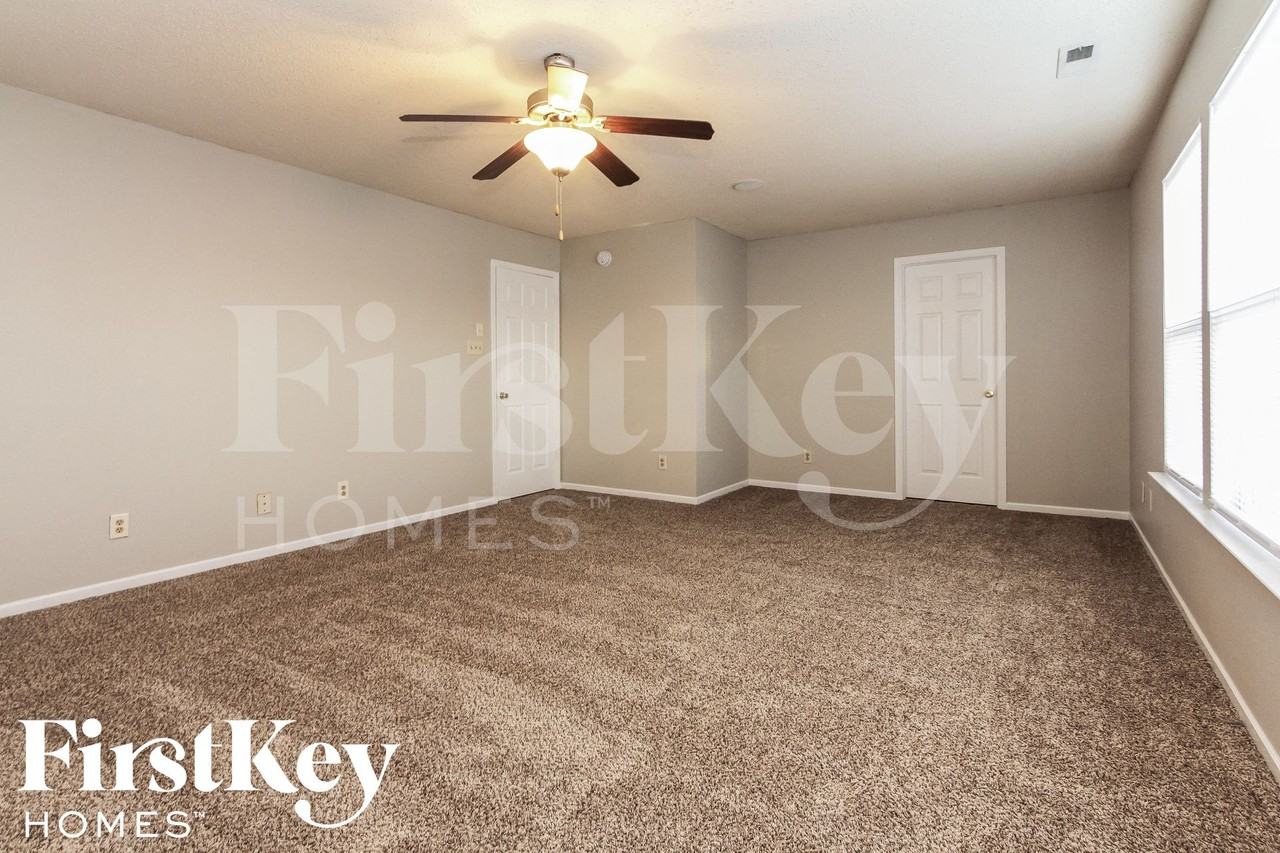 8857 Browns Valley Ct - Photo 7 of 15