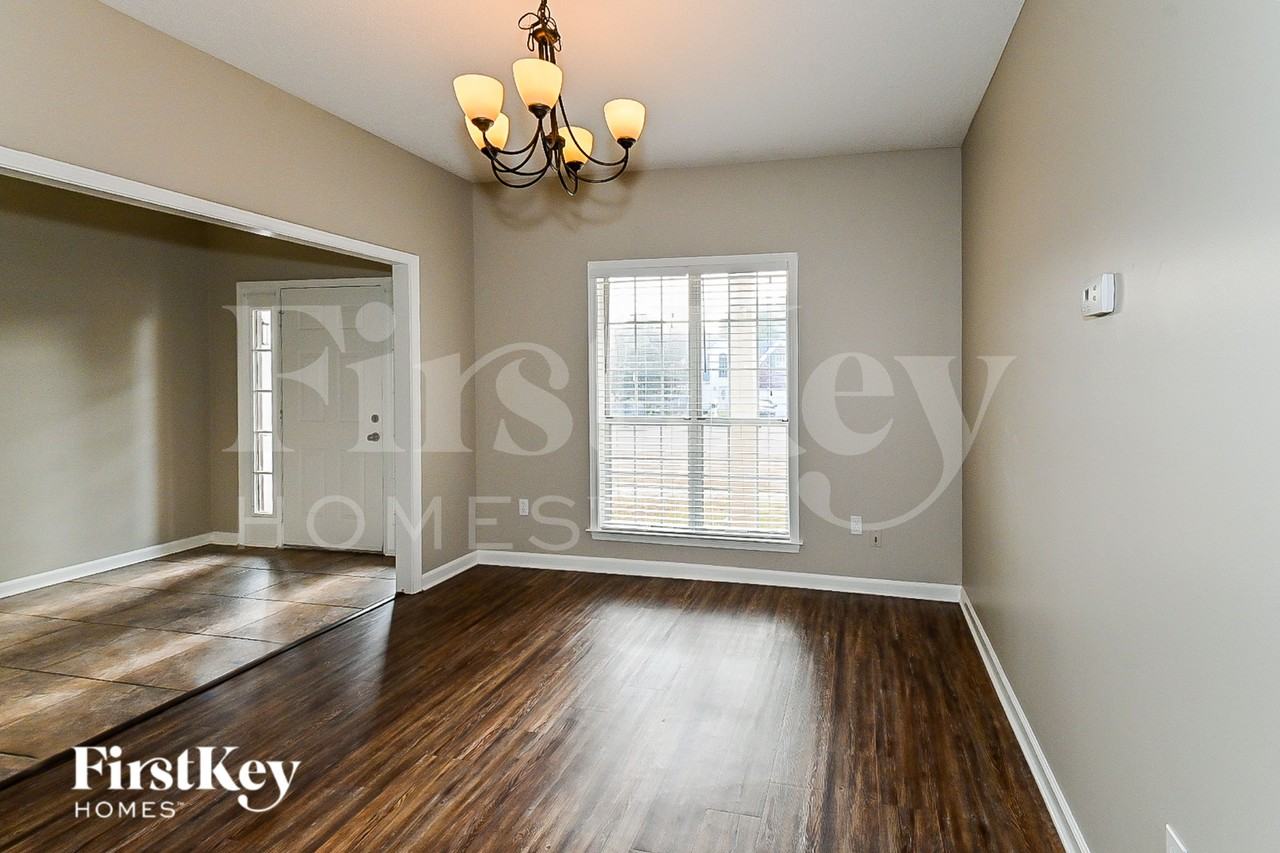 8638 Bell Ridge Dr - Photo 2 of 15