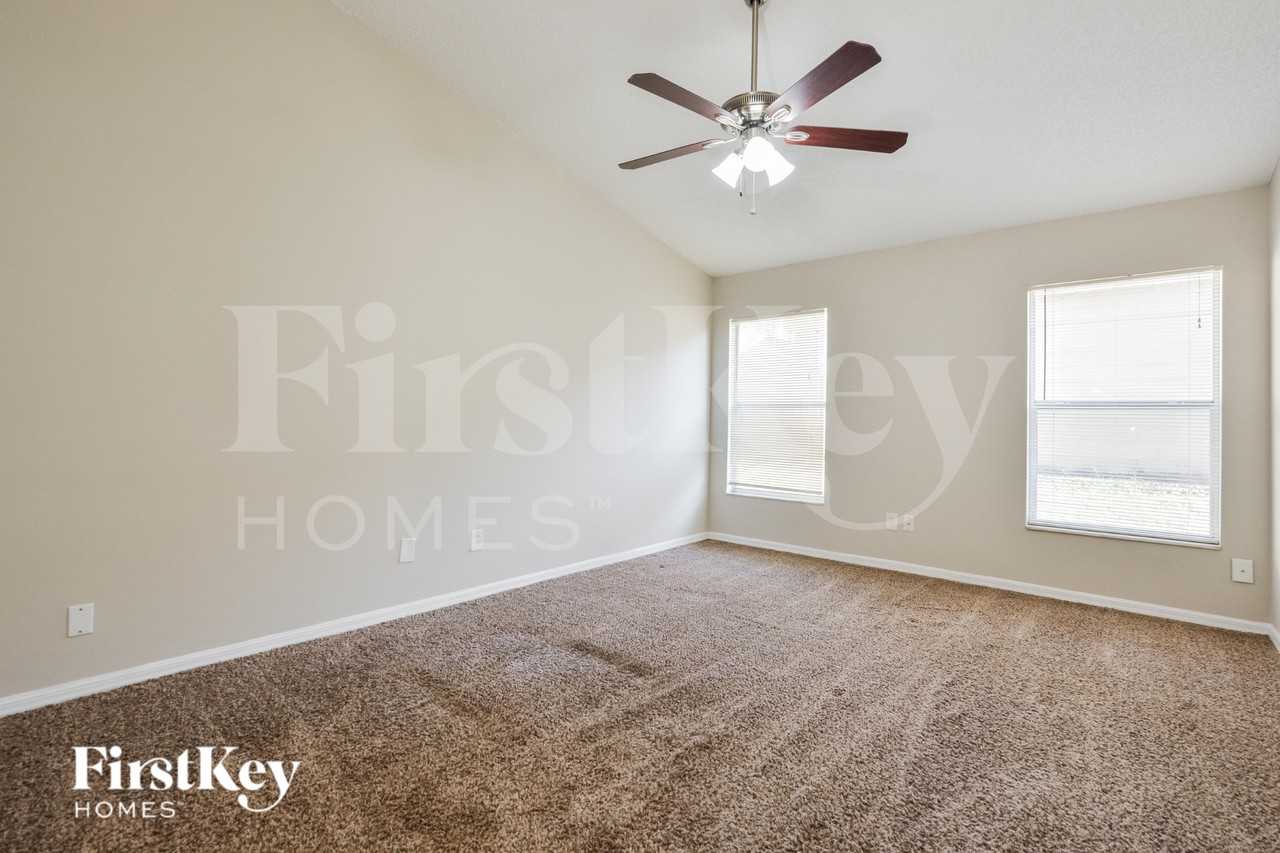 7571 Groveoak Dr - Photo 6 of 16