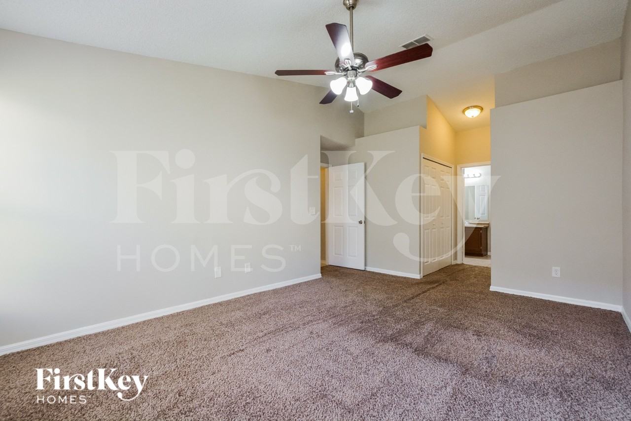 7571 Groveoak Dr - Photo 7 of 16