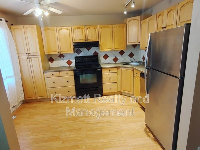 158 Roseland Villge Nw - Photo 3 of 10