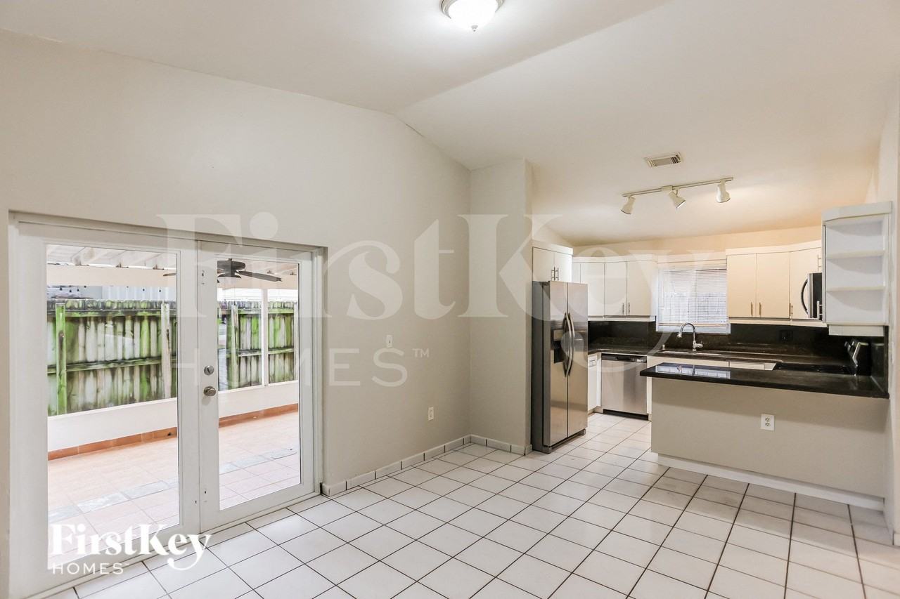 6914 Wlane - Photo 6 of 15