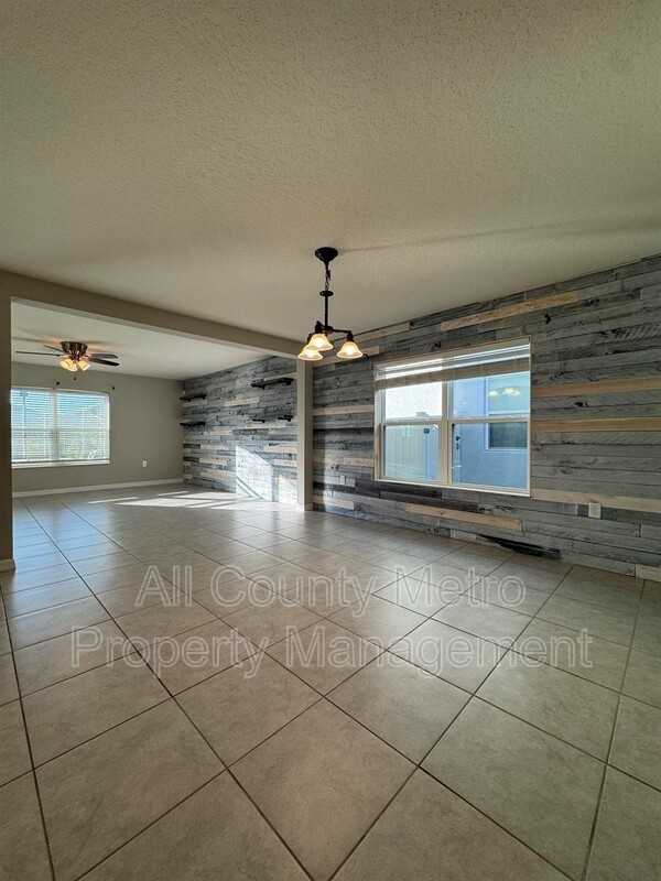 288 Lake Lucerne Way - Photo 2 of 36