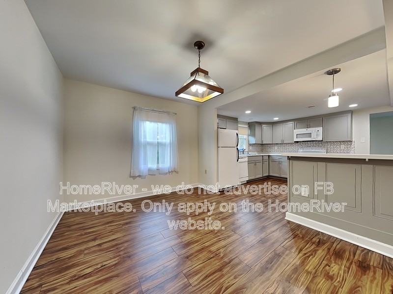 1900 Armor Ct - Photo 3 of 18