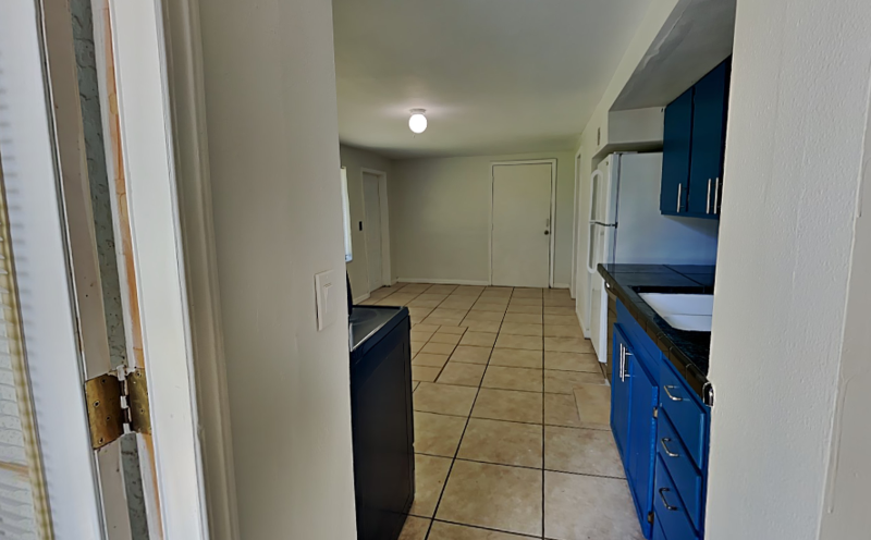 142 Lynbrook Dr - Photo 3 of 24