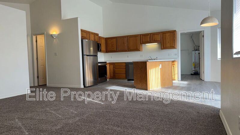 163 S Stardust Cir - Photo 7 of 18