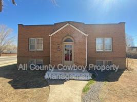 featured image of 769 N 8th St #3