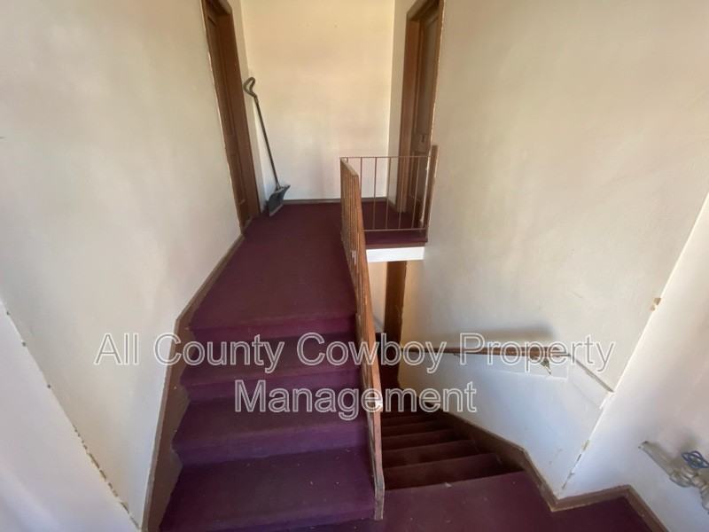 769 N 8th St #3 - Photo 2 of 6