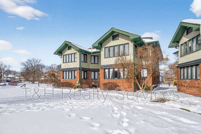 3504 E Fall Creek Parkway North Dr #4-3504-4 - Photo 3 of 43