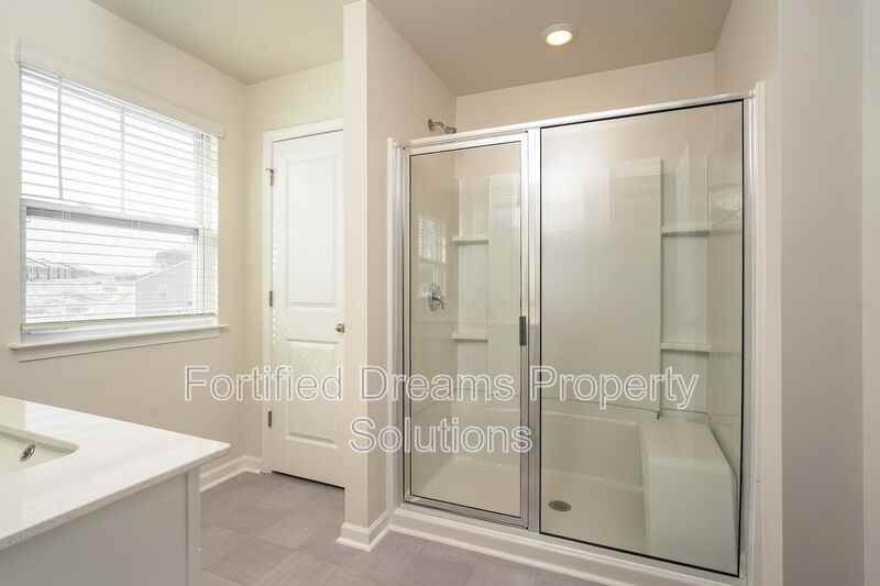 1487 Amberview Ln - Photo 4 of 20