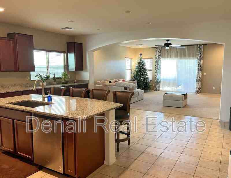 2321 N Hidden Canyon Dr - Photo 4 of 33