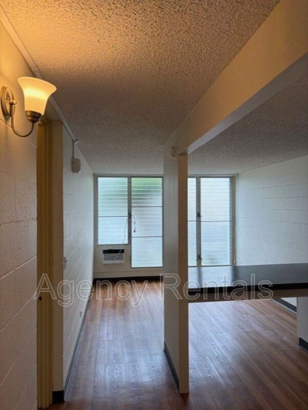 1525 Kewalo St #1106 - Photo 6 of 16