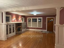 featured image of 1905 Se 27th Ave