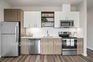 4064 N Mississippi Ave #301 - Photo 1 of 1