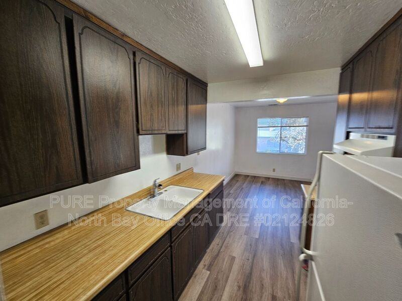 2000 S Dora St #4 - Photo 2 of 12