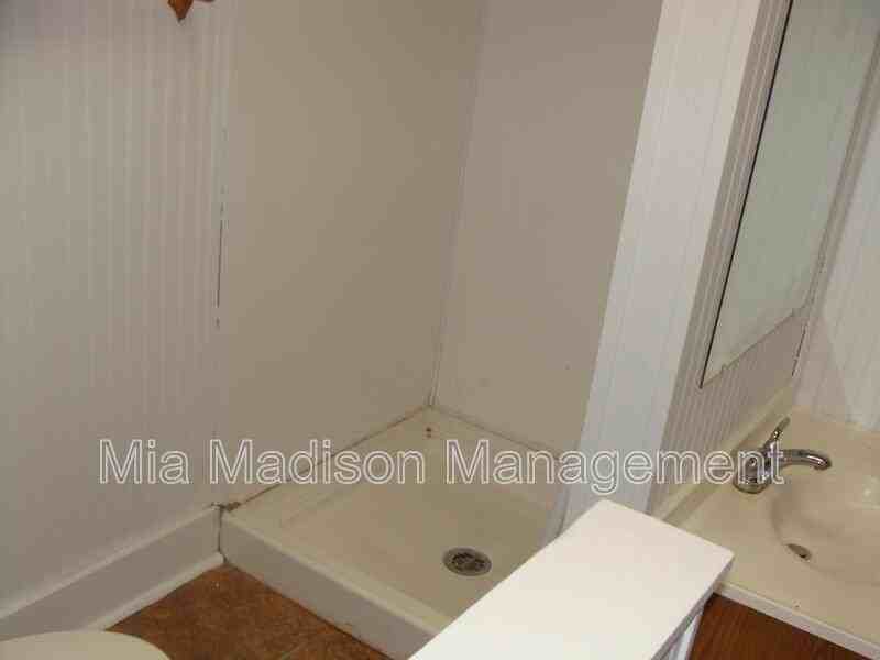 1526 E 37th St - Photo 5 of 6