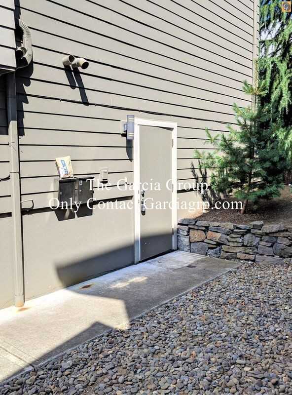 825 N Jessup St #A - Photo 2 of 12